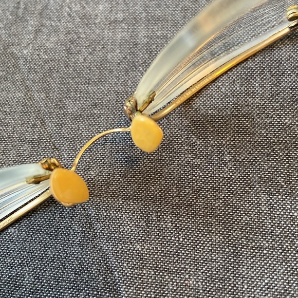 𝑽𝒊𝒏𝒕𝒂𝒈𝒆 12-𝒌𝒂𝒓𝒂𝒕 𝑮𝒐𝒍𝒅-𝒇𝒊𝒍𝒍𝒆𝒅 ✨ 𝑾𝒊𝒓𝒆 𝑭𝒓𝒂𝒎𝒆 𝑮𝒍𝒂𝒔𝒔𝒆𝒔 ✨ 𝒆𝒚𝒆𝒈𝒍𝒂𝒔𝒔𝒆𝒔 👓 𝒈𝒆𝒐𝒎𝒆𝒕𝒓𝒊𝒄 𝒔𝒉𝒂𝒑𝒆 - Picture 5 of 9